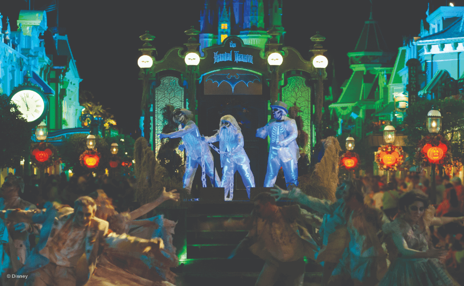 Happy Halloween プラン!!ディズニー・アート・オブ・アニメーション滞在 3泊4日(ファミリースイート ライオンキング館/1部屋6名様まで)チケット・空港送迎バス付(英語ドライバー) Happy Halloween プラン!!ディズニー・アート・オブ・アニメーション滞在 3泊4日(ファミリースイート ライオンキング館/1部屋6名様まで)チケット・空港送迎バス付(英語ドライバー)